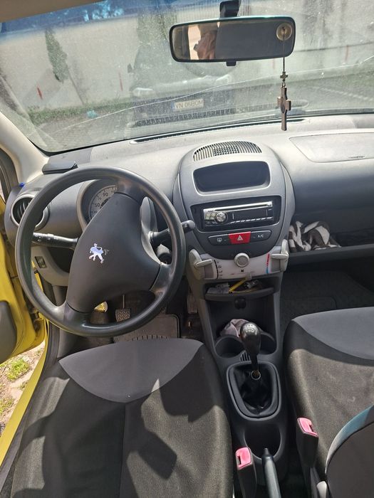 Vând peugeot 2007 benzina
