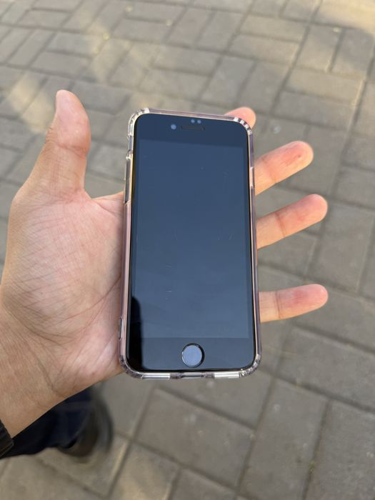 iPhone SE 2020 EAC