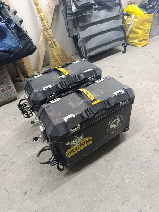 Продаются кофры жёсткие