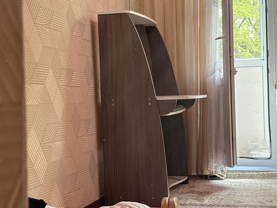 Компютерный стол, парта