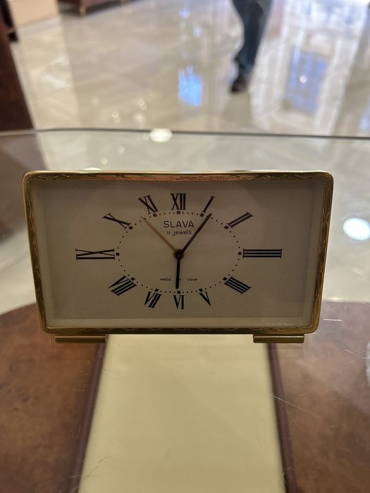 Часовник Будилник Слава. Много запазен