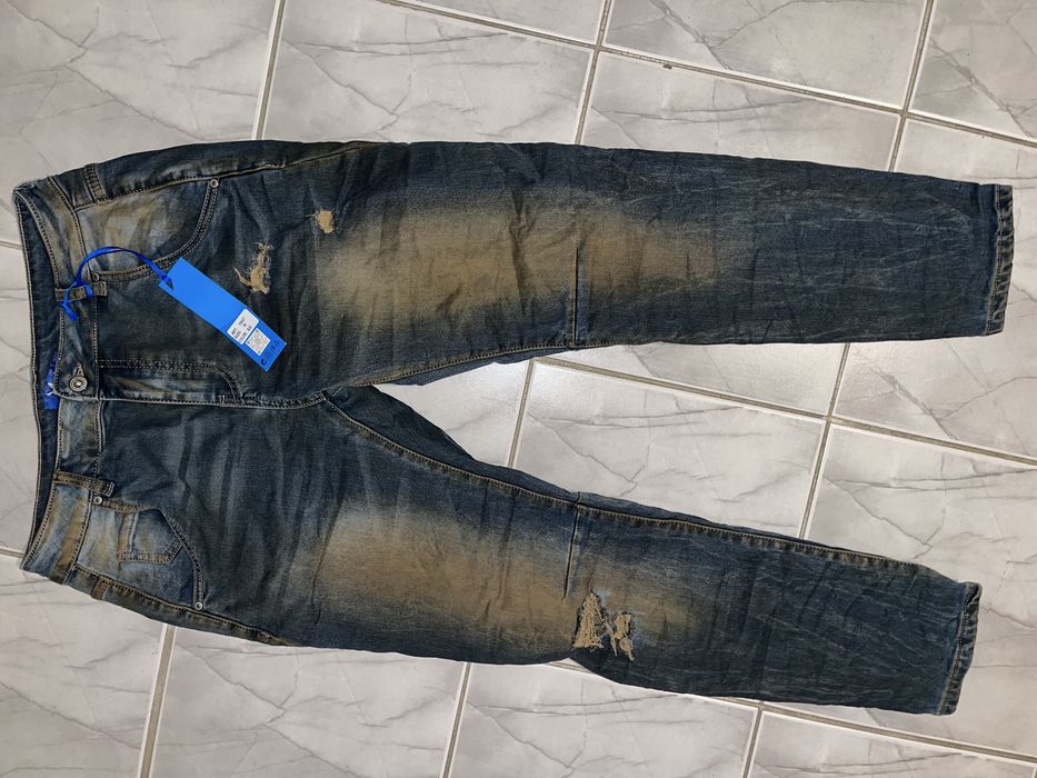 Нови дамски дънки размер М