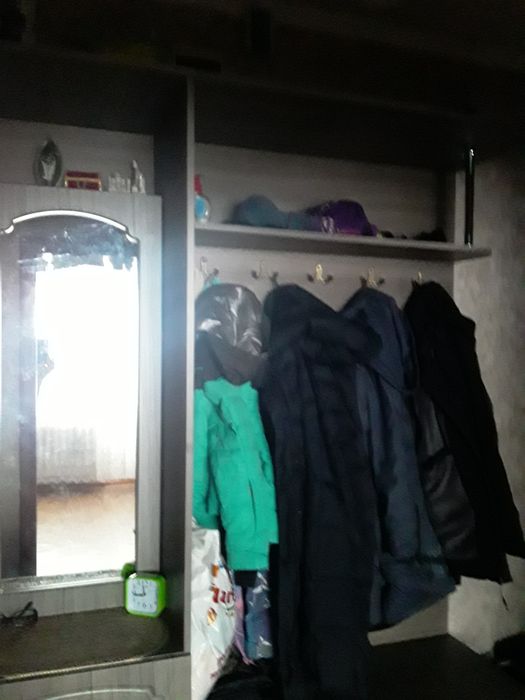 Продам прихожую, б/у. 100 тыс., торг хороший