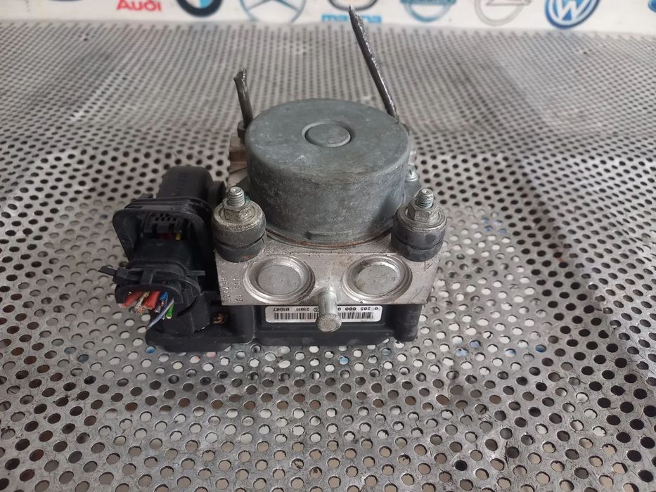 Pompa Modul unitate ABS Dacia Duster Cod  Livram Oriunde - Dezmembrari Arad