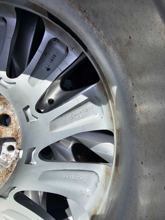 Jante BMW cu cauciucuri vara 225 45 r17