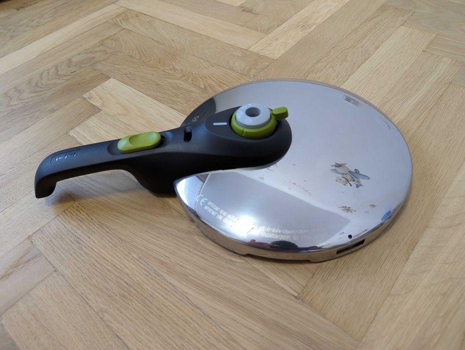 Oală sub presiune Tefal 8L
