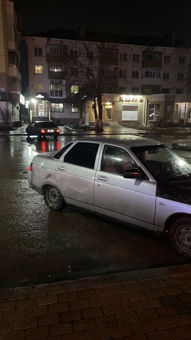 Продам ваз 2110