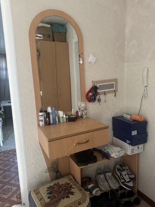Продам прихожую