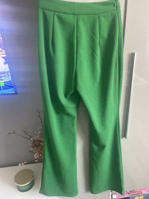 Pantaloni cu crac larg ,verde S