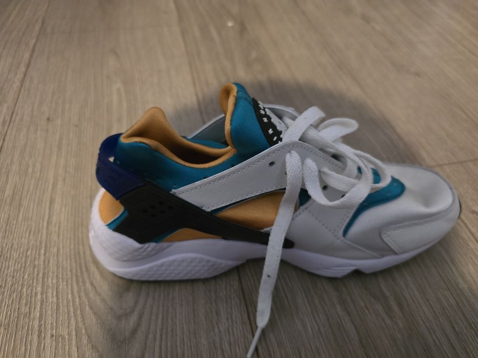Nike Huarache (nu amiri, nu versace, nu adidas, nu  tommy, nu ralph)
