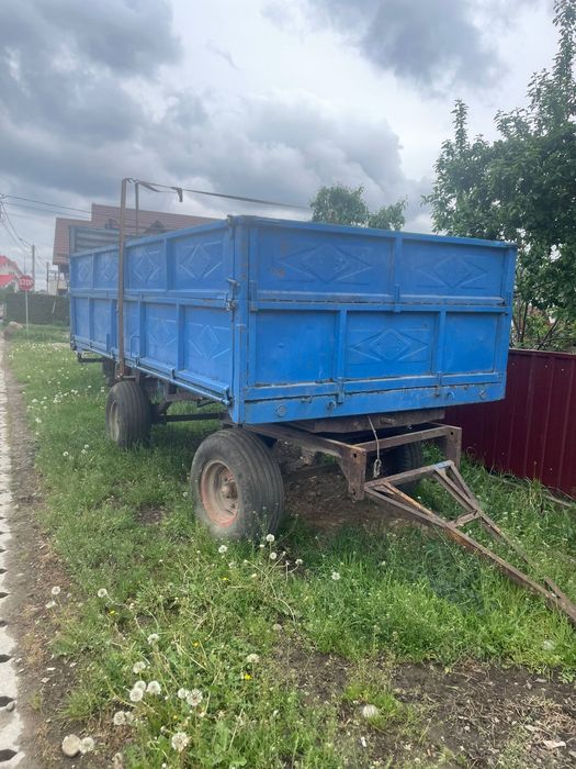 Vand remorci italiene basculabile