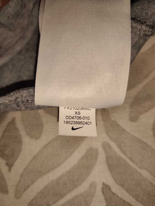 Долнище Nike tech fleece (размер ХS)