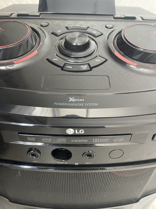 Музыкальный центр LG