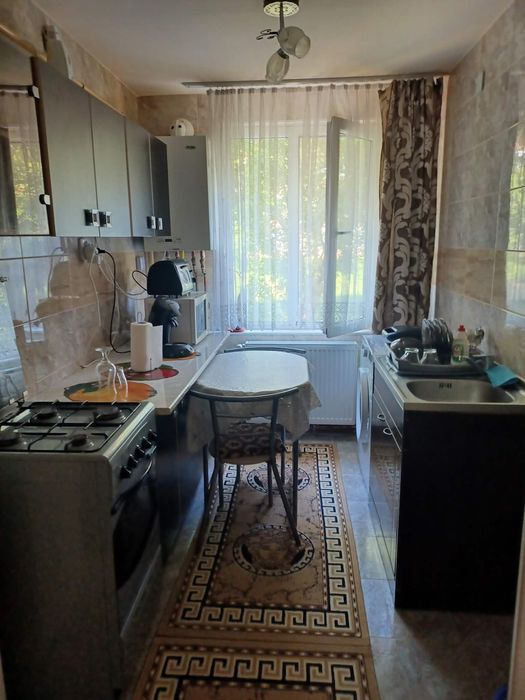 Inchiriez apartament 2 camere