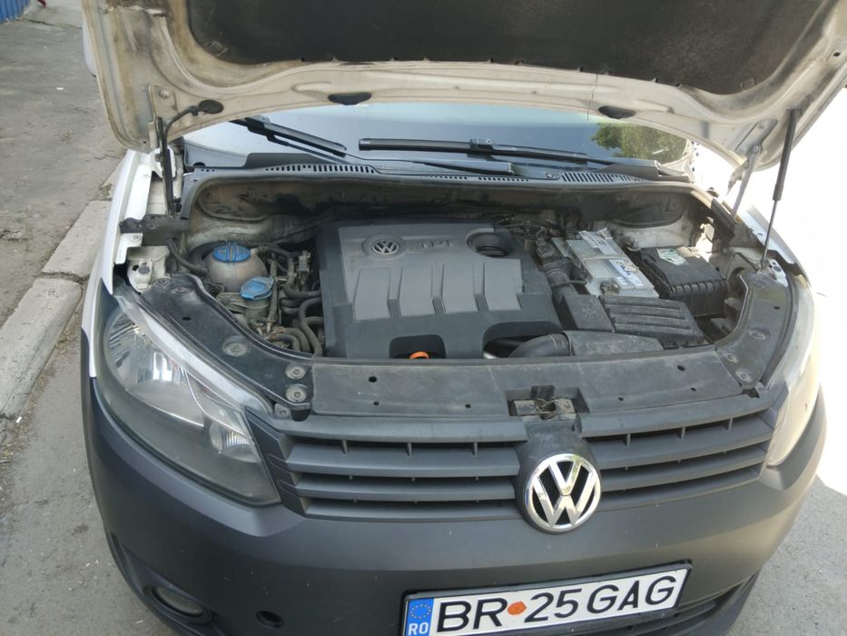 Vând Volkswagen 2012