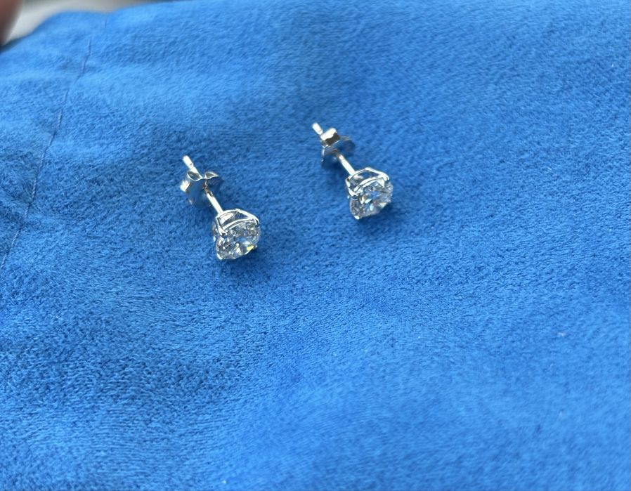 Vând cercei de diamant(lab grown) 1ctw, 14k aur alb