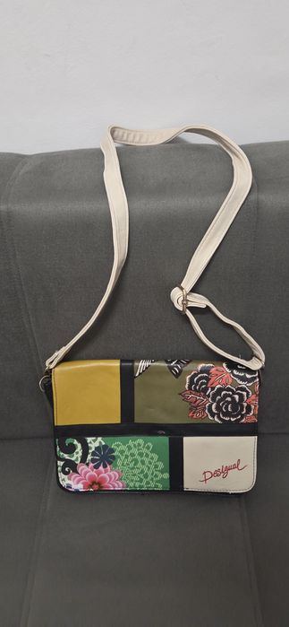 Geanta Desigual,stare bunq