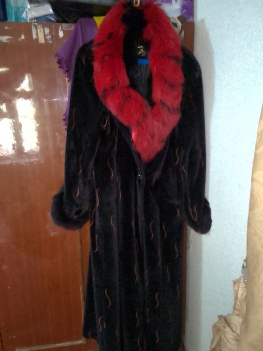 Пальто женские размер 52