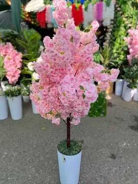 Искусственное дерево в горшке для офиса