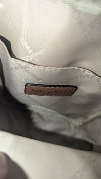 Продам сумку Michael Kors