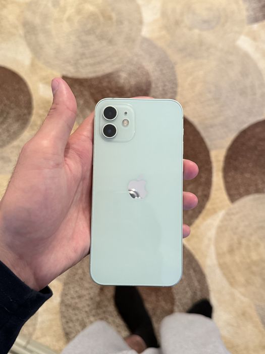Iphone 12 продается
