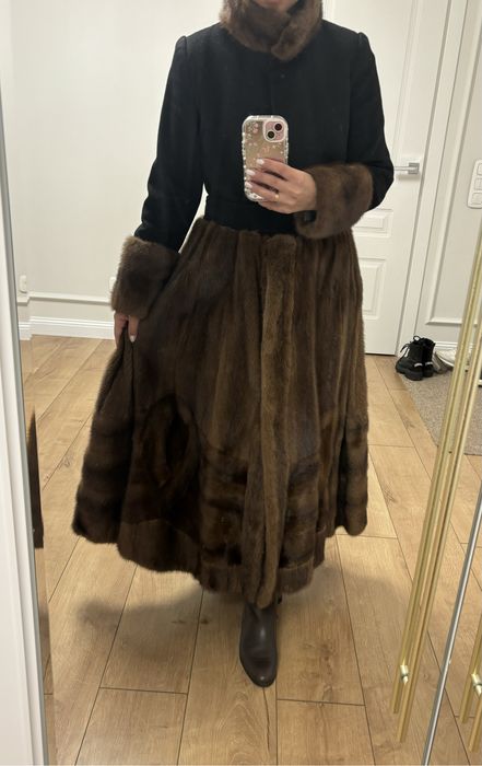 Продам норковую шубу