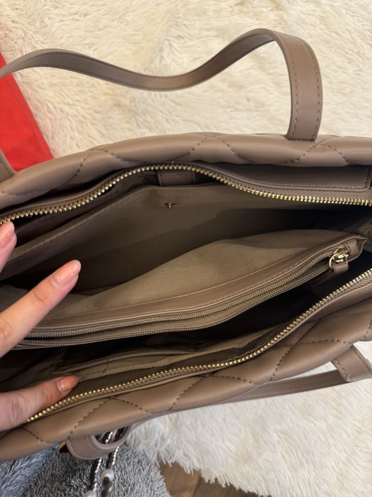 Чисто нова чанта Valentino