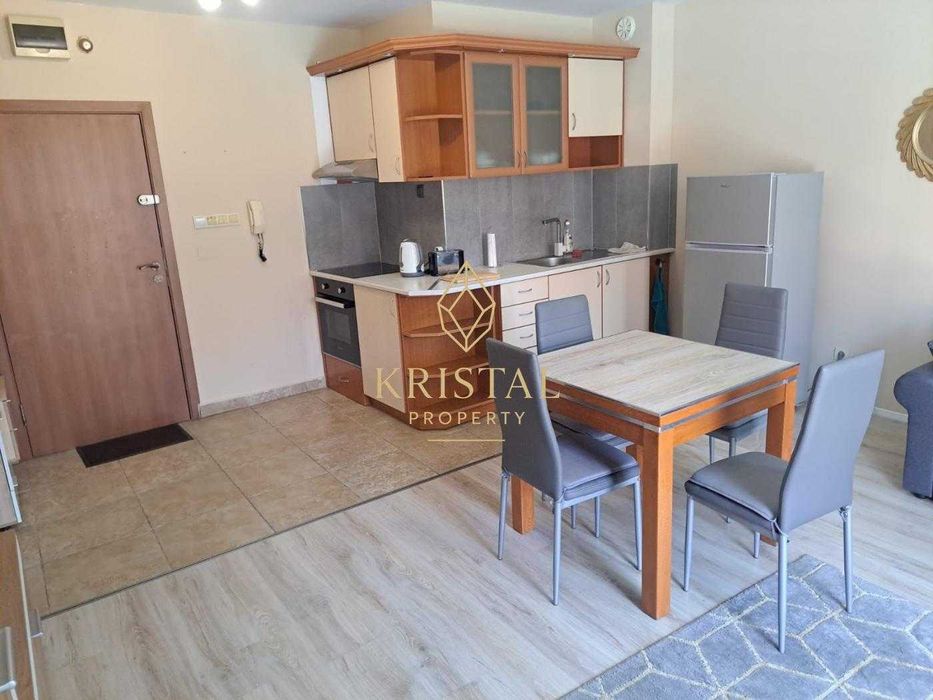 Продава се Двустаен апартамент в к.к. Слънчев бряг - 60 кв.м за 1165 €/кв.м - Снимка #1