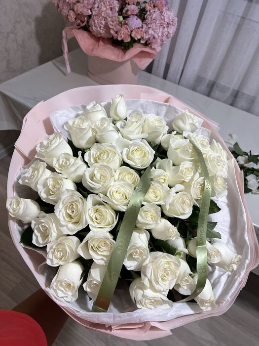 Свежие розы 51 шт