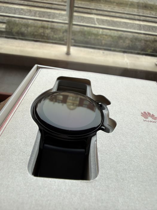 Часовник Huawei GT 2 42mm