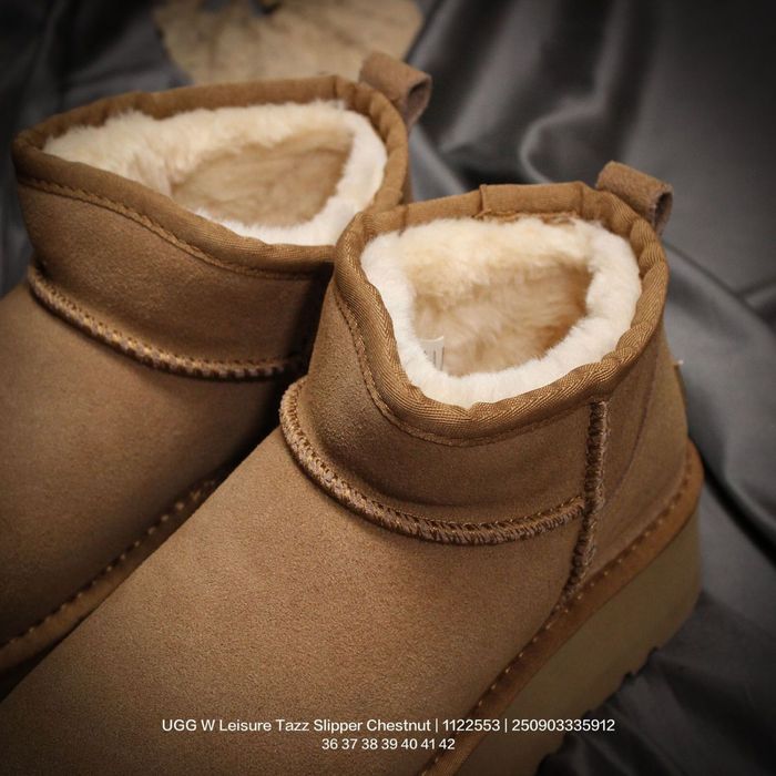 Продам угги новые