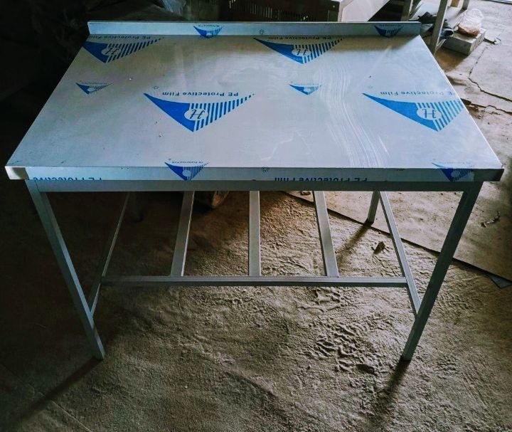 Нержавека стол Nerjaveyka stol