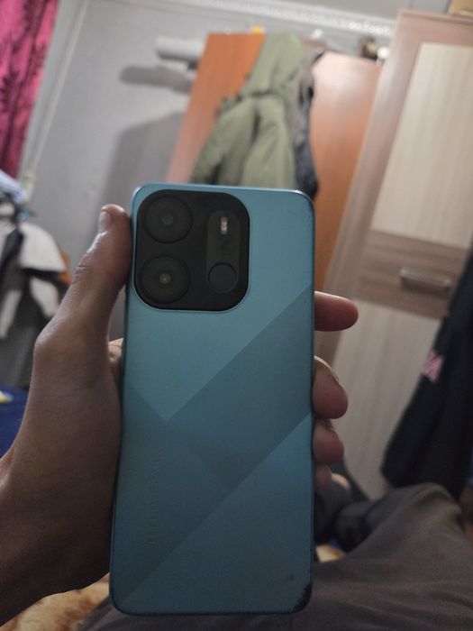 Продам телефон TECNO SPARK GO 2023