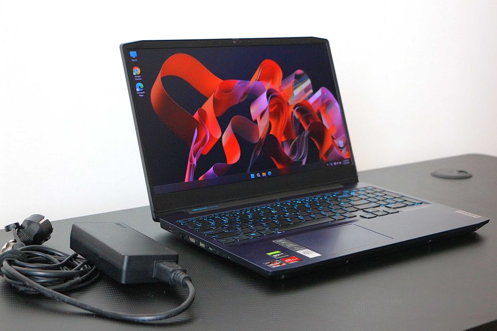 Lenovo Gaming Ideapad Ryzen 5 4.0GHz, GTX 1650 4GB, 16GB RAM 512GB SSD