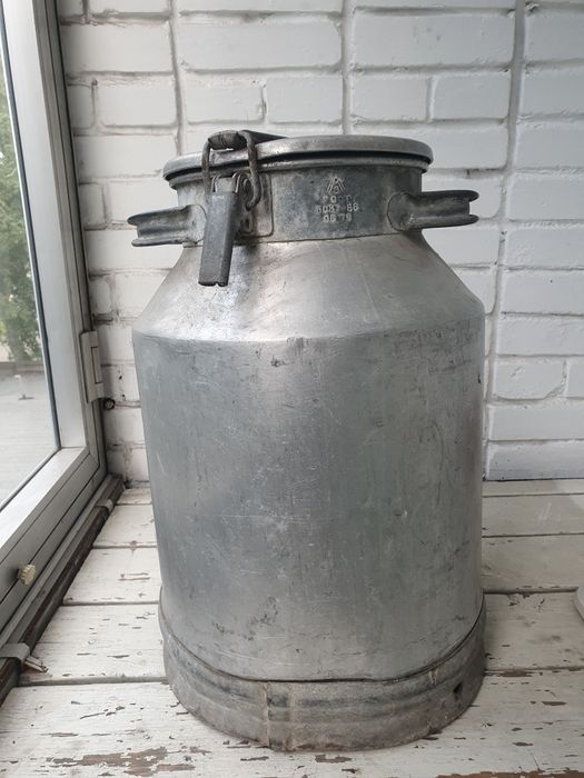 Фляга алюминиевая, 40 л., гермитичная, с ручками,