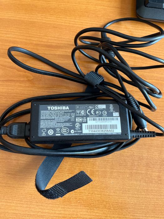 Laptop TOSHIBA Satellite C660- 198