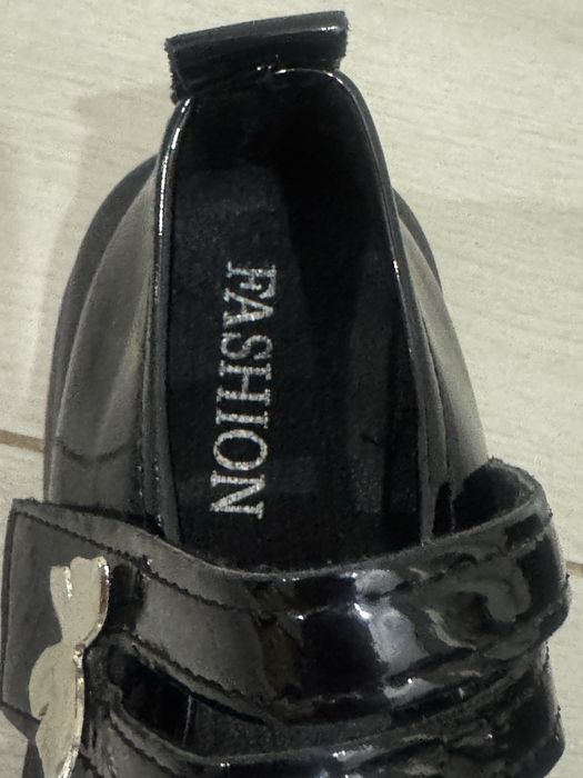 Обувки момиче 37номер