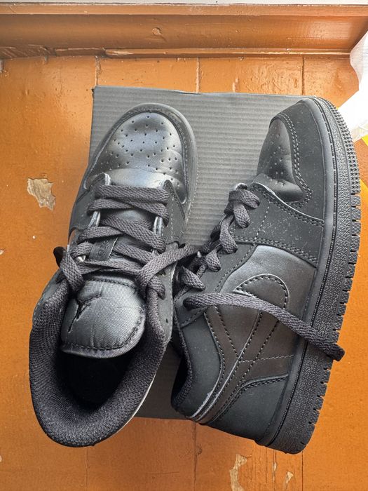 Кроссовки на мальчика