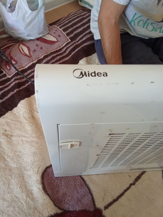 Вытяжка для кухни Midea