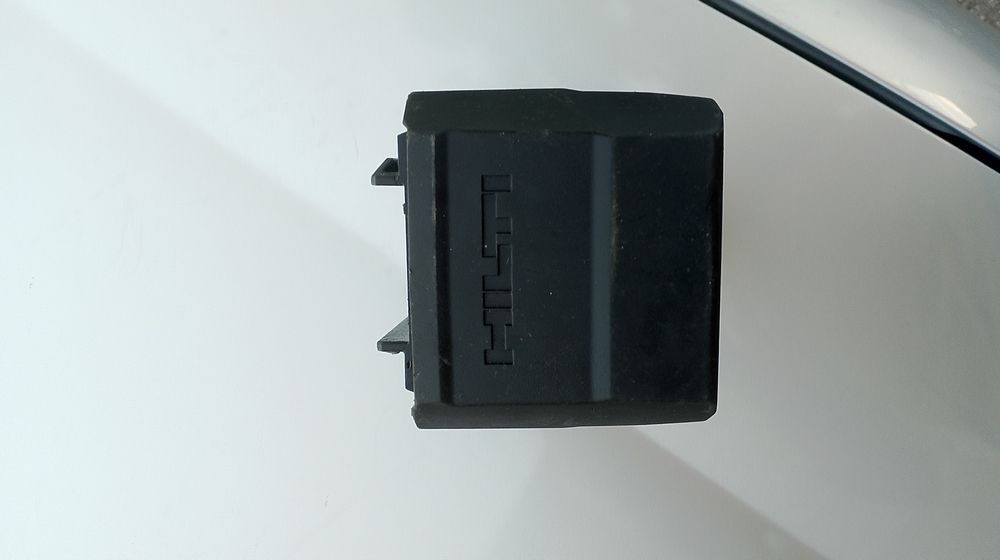 Акумулаторна батерия Hilti 36волта -9ампера