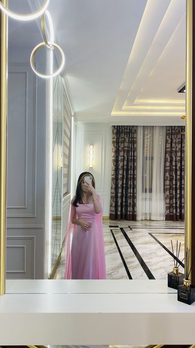 Красивое вечернее платье