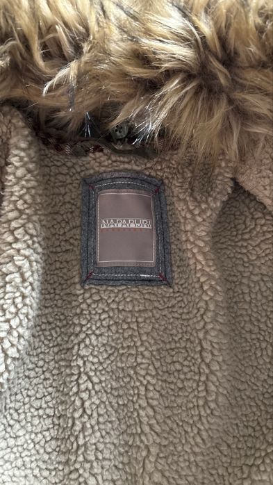 Продам парку бренда Napapijri