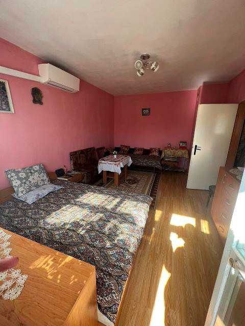 Продава се Двустаен апартамент в Търговище, Вароша - 65 кв.м за 1197 €/кв.м - Снимка #3