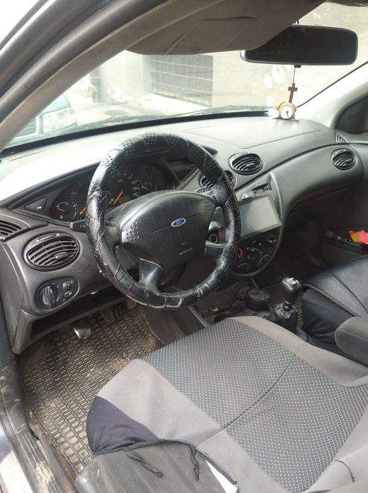 FORD Focus 2001 — imagine 3