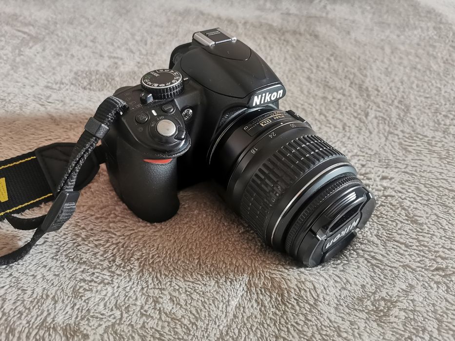 Nikon D3100 + obiective