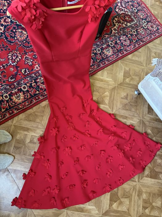 Шикарное платье.