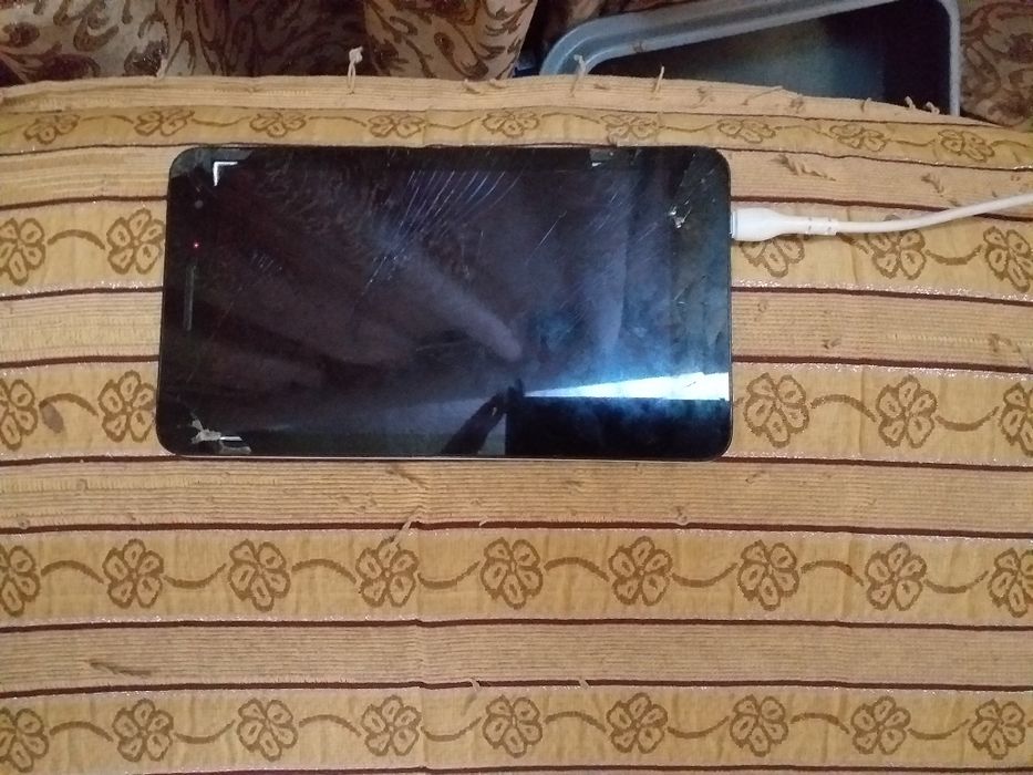 Продам планшеты!