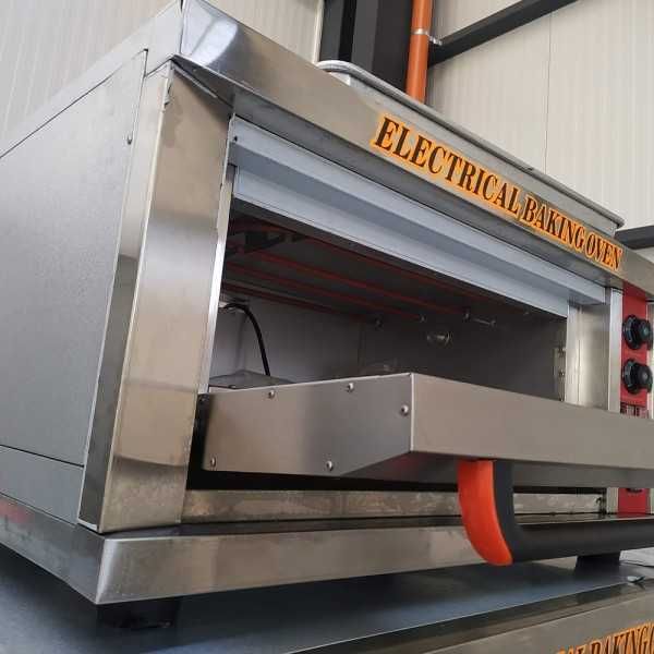 Фурна за пици закуски и готвене професионална чисто нова