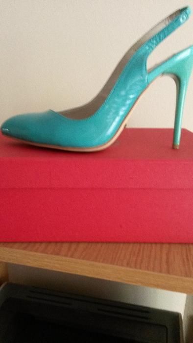 продам босоножки