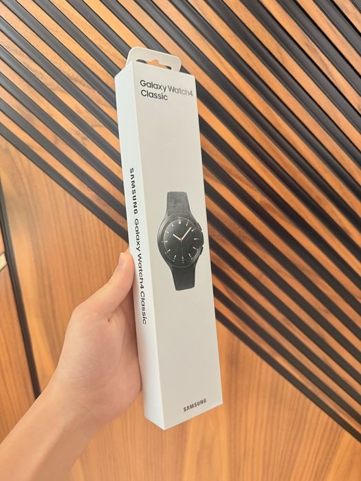 Продам часы samsung watch 4 classic